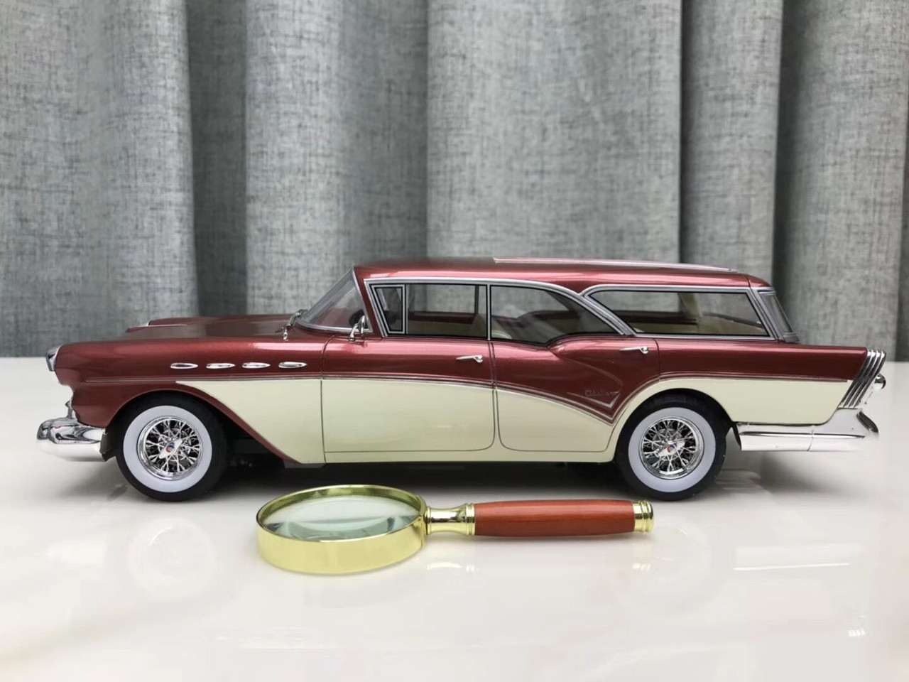 1/18 BOS 1957 Buick Century Caballero Estate Wagon (Red) Resin Car Model