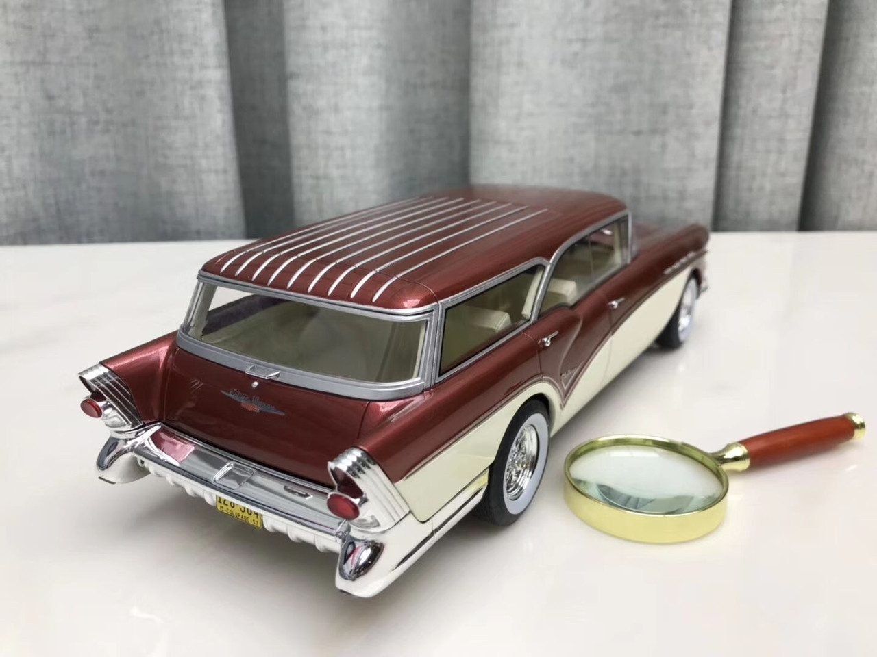 1/18 BOS 1957 Buick Century Caballero Estate Wagon (Red) Resin Car Model