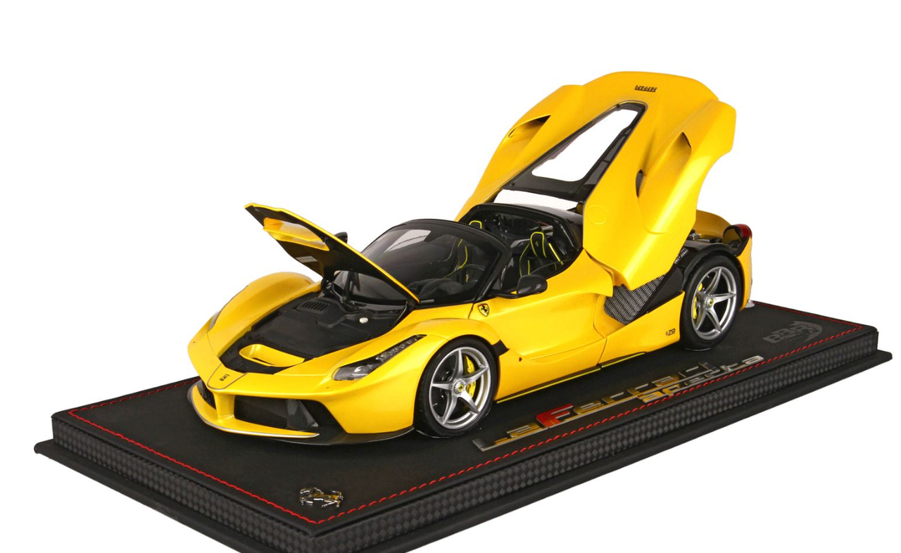 LaFerrari イエロー 1/18スケールモデル 1/18 BBR Ferrari LaFerrari (Three-Layer Yellow) Diecast Car