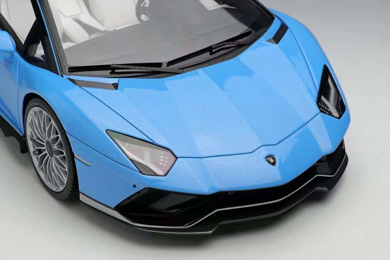 1/18 Make Up 2022 Lamborghini Aventador Ultimae Roadster Tribute Miura Roadster (Azzurro Flake Blue) Car Model Limited