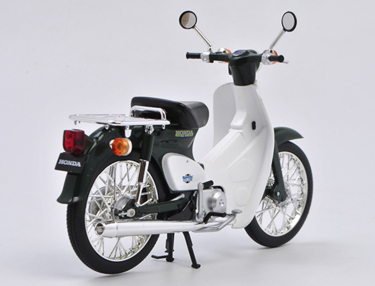 1/12 Aoshima Honda Super Cub (Green) Diecast Car Model