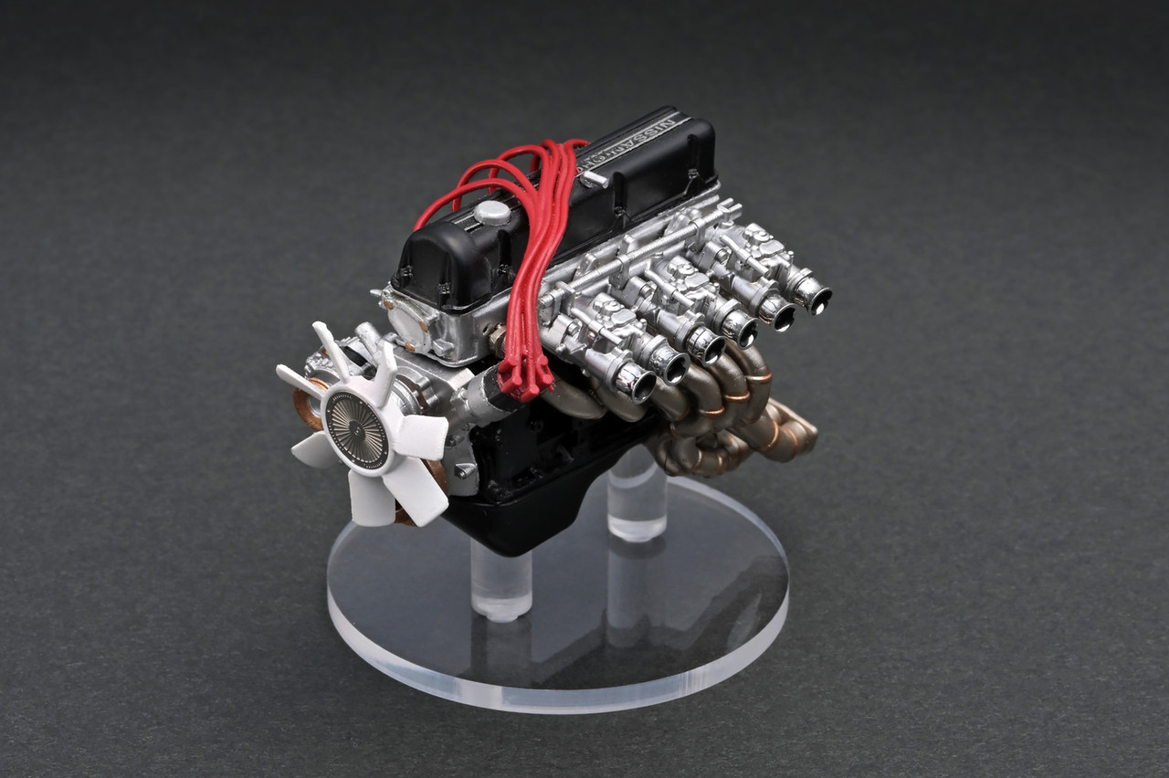 1/18 Ignition Model Nissan Bluebird U 2000GTX (G610) White (Attached engine)