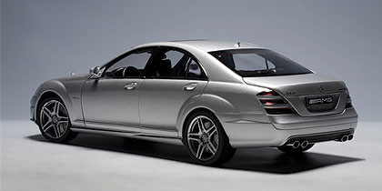 1 18 Autoart Mercedes Benz Mercedes S Class S Klasse S63 Amg W Leather Seats Silver Diecast Car Model 76241 Livecarmodel Com