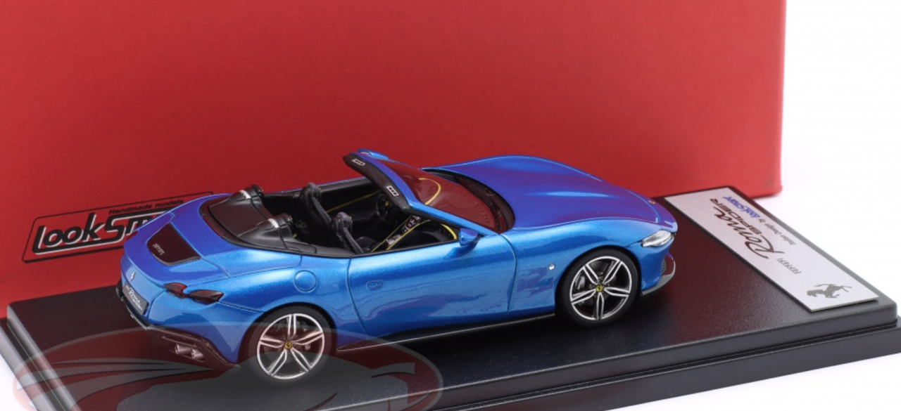 1/43 LookSmart 2023 Ferrari Roma Spider (Blue Metallic) Car Model
