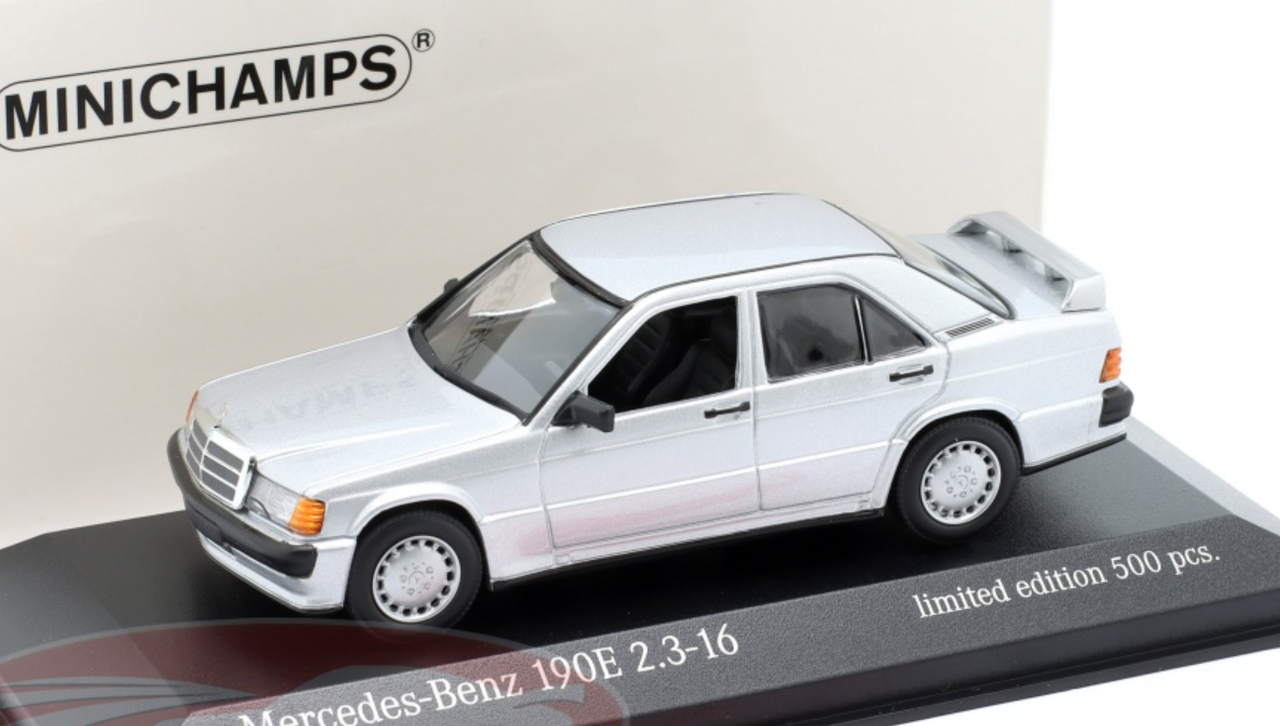 1/43 Minichamps 1984 Mercedes-Benz 190E 2.3 (W201) (Brilliant Silver) Diecast Car Model