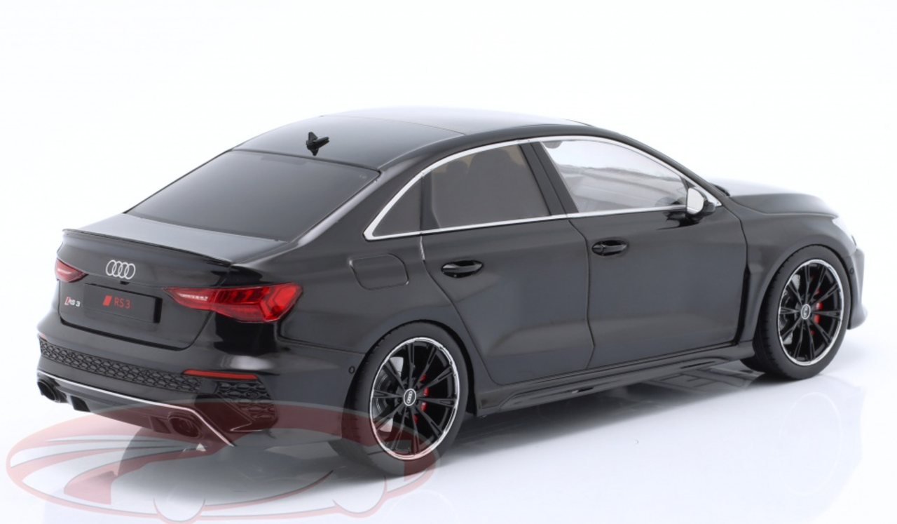1/18 Ixo 2022 Audi RS3 (8Y) Limousine (Black) Car Model
