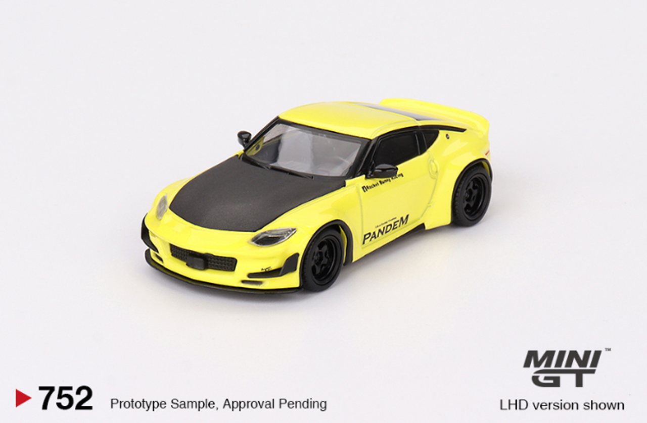 1/64 Mini GT Nissan Z Pandem Ikazuchi Yellow Diecast Car Model