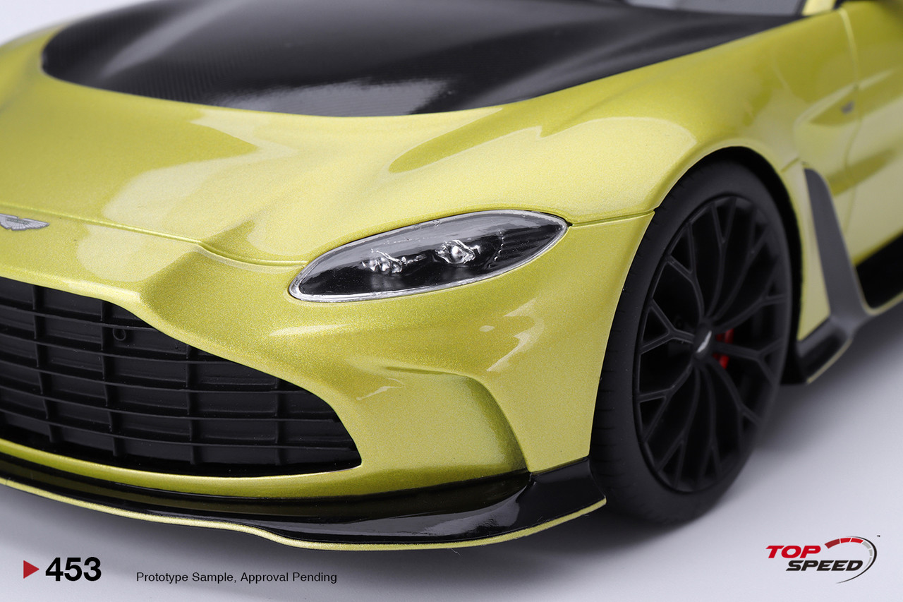 1/18 Top Speed Aston Martin V12 Vantage Cosmopolitan Yellow Car Model