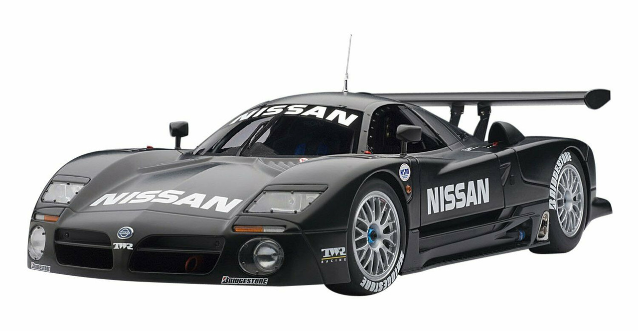 送料込 Le 1/18 R390 オートアート製 NISSAN R390 GT1 GT1 Mans 1997