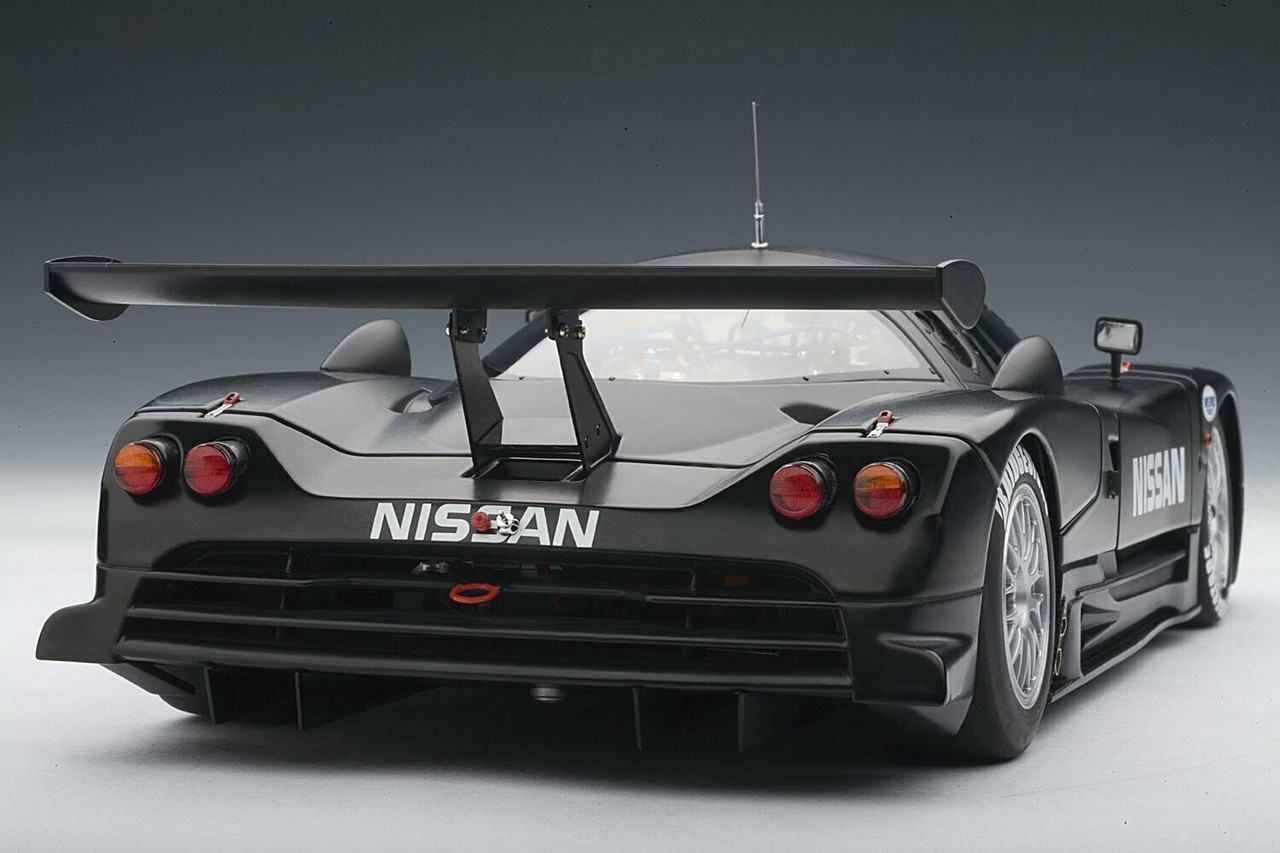 1/18 AUTOart NISSAN R390 GT1 Le Mans LEMANS 1997 TEST CAR Diecast Car Model 89778