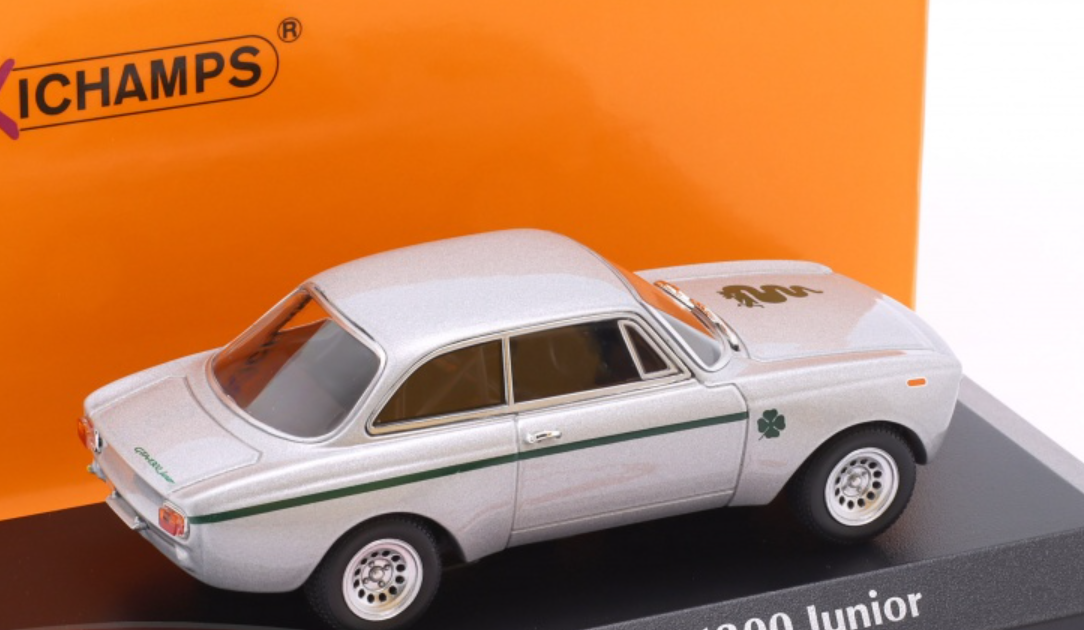 ミニカー MINICHAMPS Alfa Romeo Alfetta 1.8 1/43 MINICHAMPS 1/43 Alfa Romeo Alfetta 1.8 1972 Red ミニチャンプス