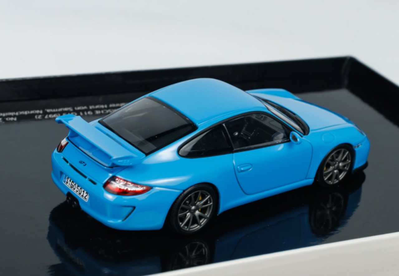 1/43 Minichamps 2009 Porsche 911 (997.2) GT3 Test Nürburgring (Blue) Car Model
