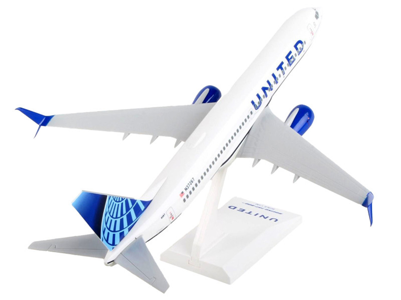 Boeing 737-800 Commercial Aircraft with Wi-Fi Dome "United Airlines" (N37267) White with Blue Tail (Snap-Fit) 1/130 Plastic Model by Skymarks