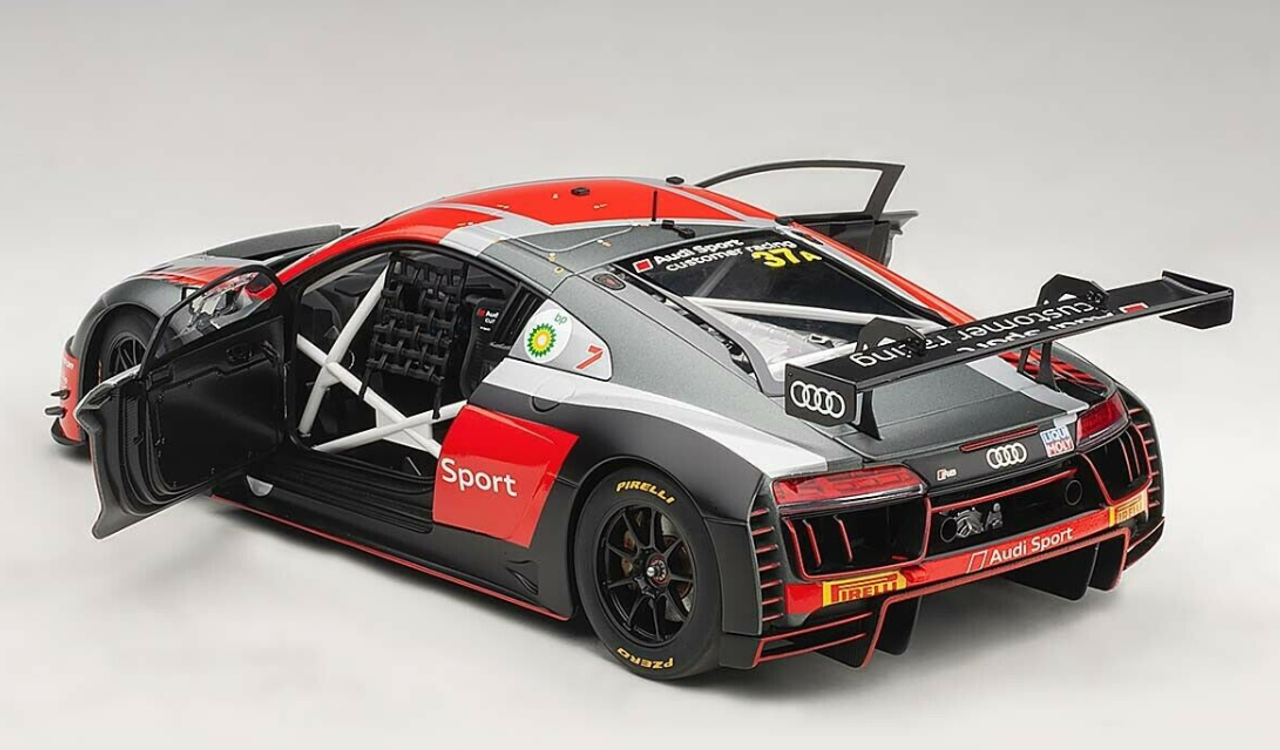 1/18 AUTOart AUDI R8 BATHURST 12HR WINNER 2018 D.VANTHOOR/R.FRIJNS/S.LEONARD #37A Car Model