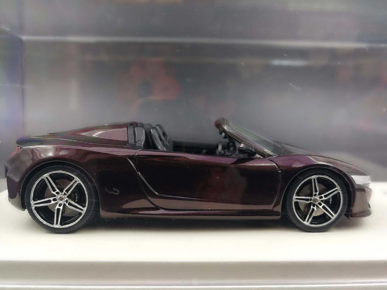 1/43 TSM MARVEL AVENGERS Acura NSX Roadster Enclosed Car Model