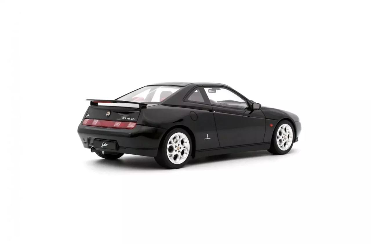 1/18 OTTO 2000 Alfa Romeo GTV V6 (Black) Car Model