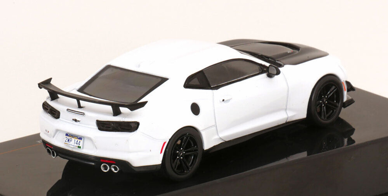 1/43 Ixo 2019 Chevrolet Camaro ZL1 (White) Car Model