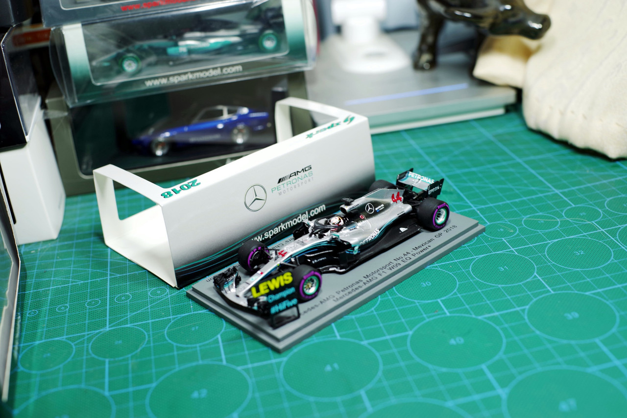 1/43 Spark Formula 1 Mercedes AMG Petronas 2018 Mexican GP W09 Lewis Hamilton #44 Car Model