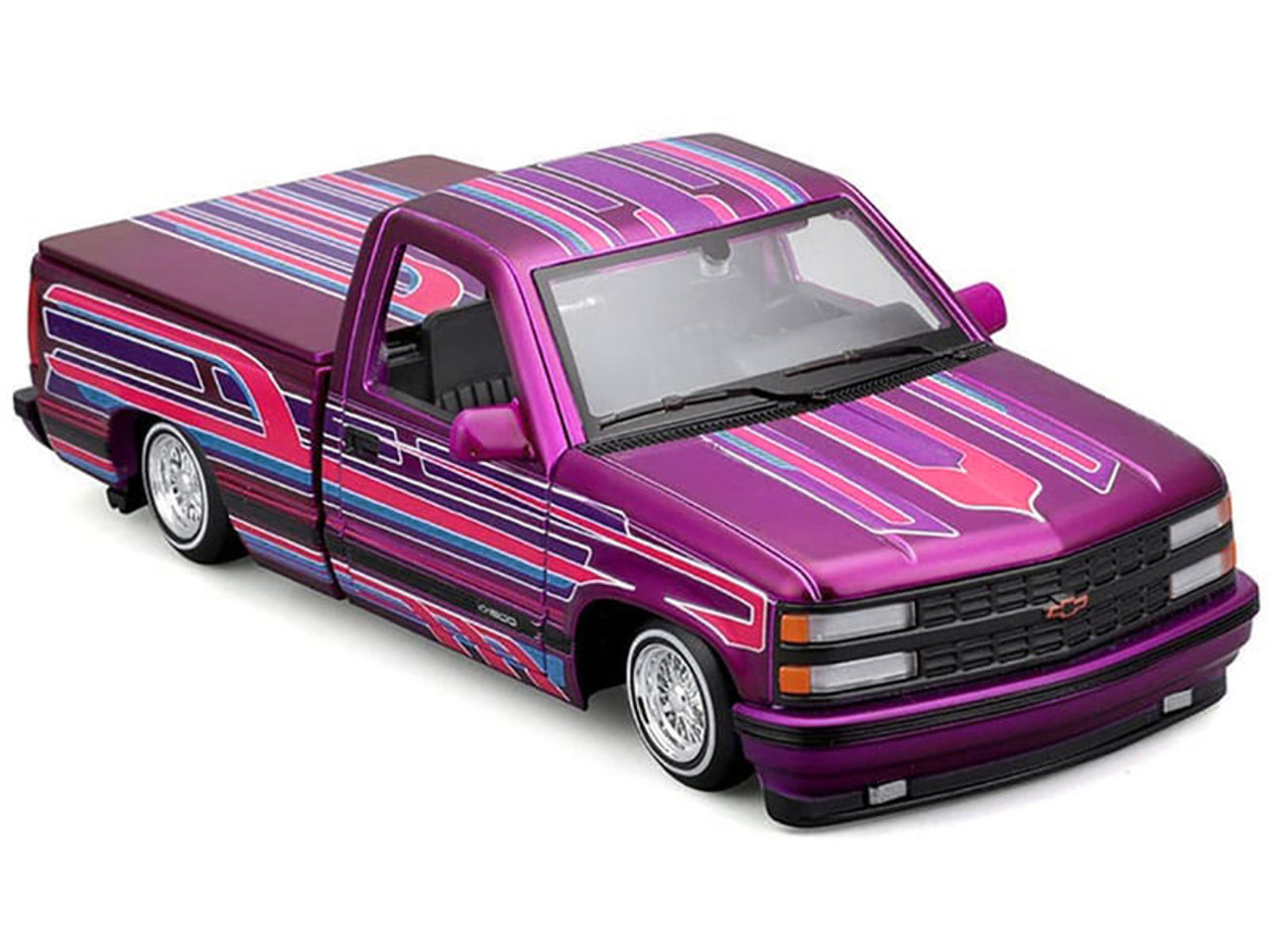 ラム 1/24 Maisto 1993 Chevrolet 454 SS Pickup Custom (White