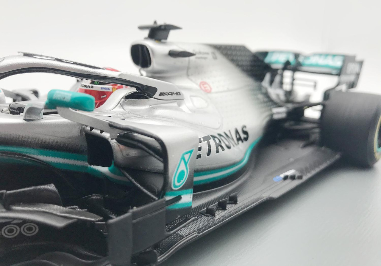 1/18 Spark Formula 1 Mercedes AMG Petronas 2019 Chinese GP Winner 