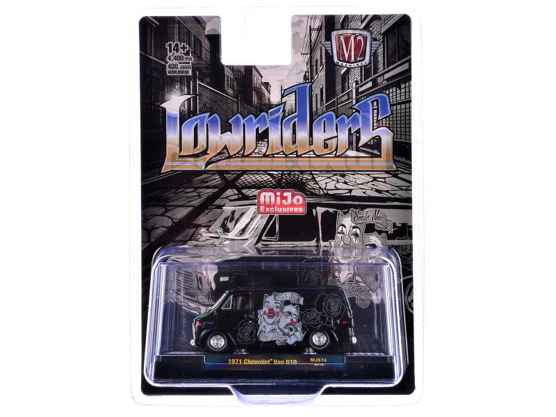 1/64 M2 Machines 1971 Chevrolet Van Lowriders (Black) Diecast Car