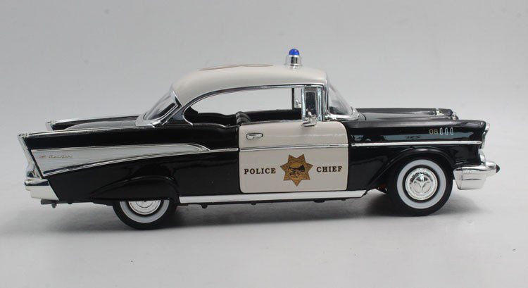 Corgi 51306 1/43 - Chevrolet Belair Police Ontario Noire - Occasion Boîte Légèrement Usée