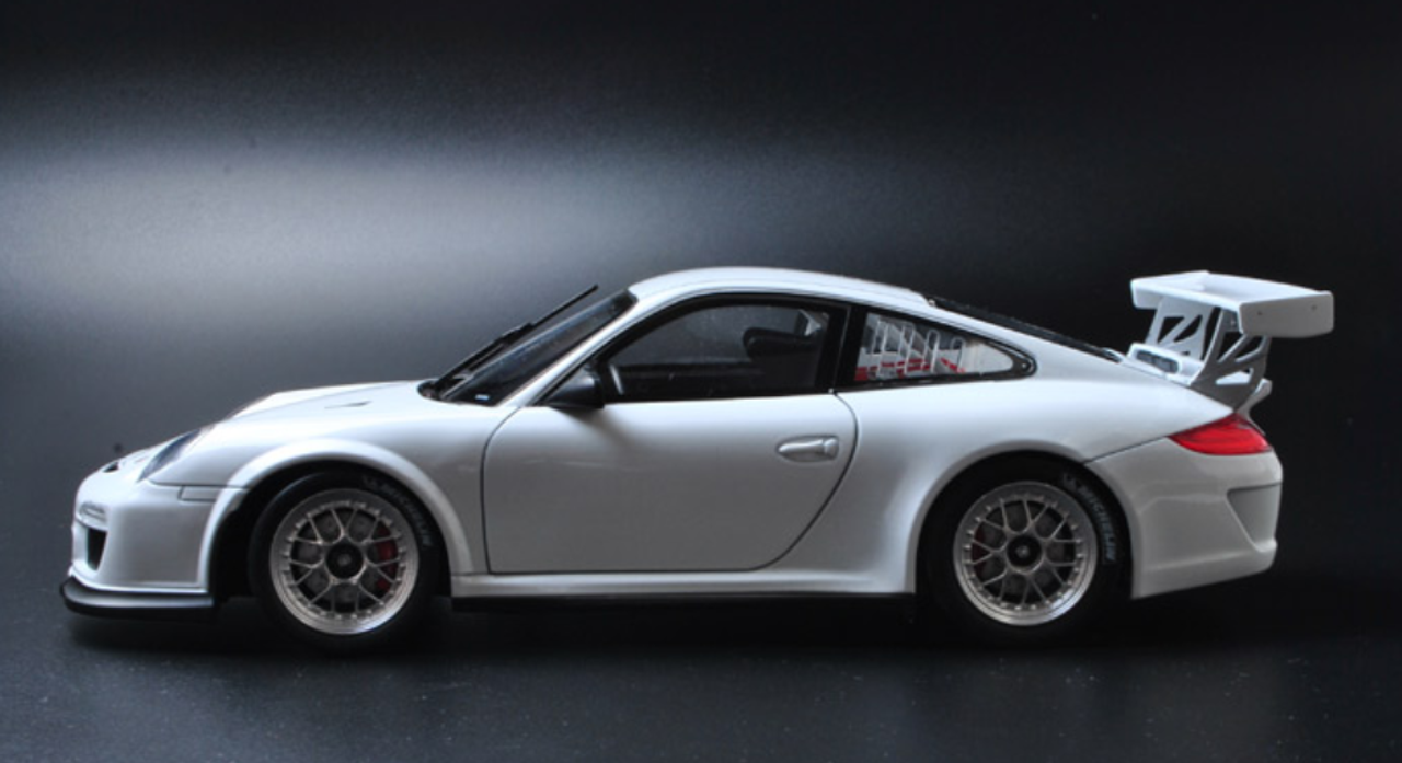 1/18 Porsche 911 GT3 Cup (White) Diecast Car Model