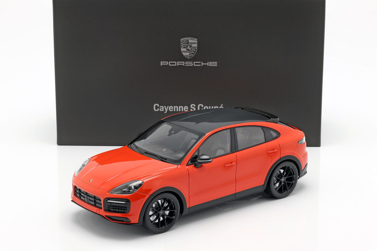 1/18 Dealer Edition 2019 Porsche Cayenne S (Orange) Diecast Car Model