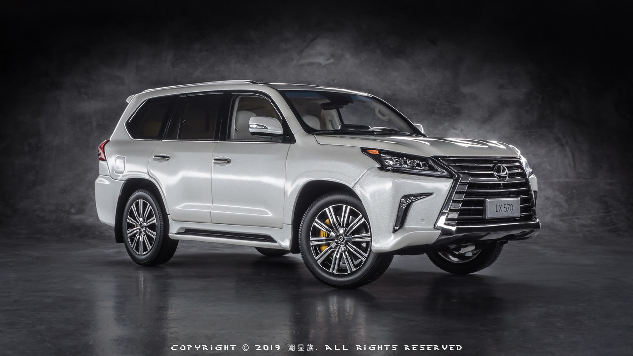 1/18 Kyosho Lexus LX570 (Sonic Quarts White) Diecast Car Model -  LIVECARMODEL.com