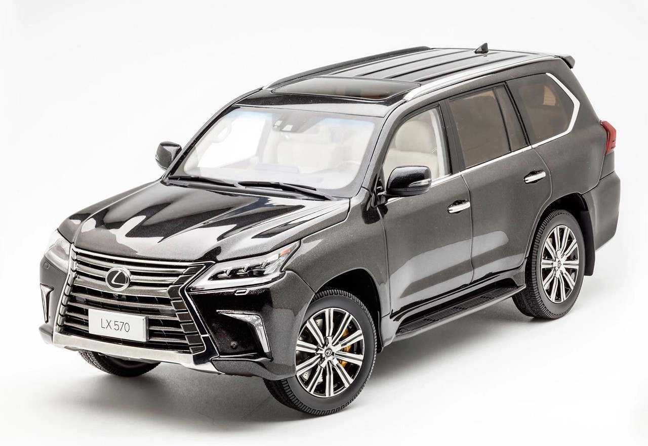 1/18 Kyosho Lexus LX570 (Black) Diecast Car Model