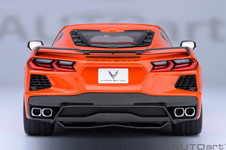 スペクター 1/18 AUTOart Chevrolet Corvette C8 Stingray Z51 (Sebring Orange