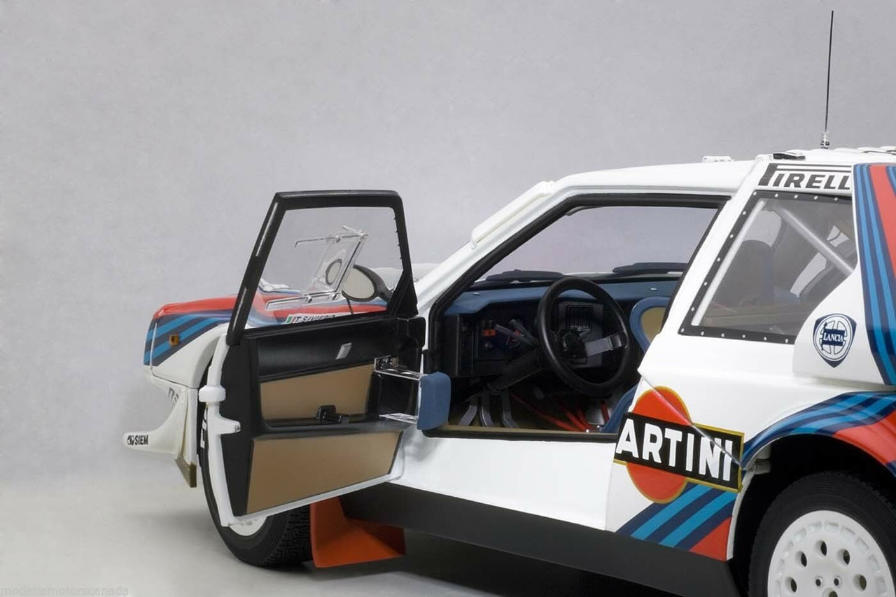 1/18 AUTOart LANCIA DELTA S4 MARTINI RALLY WINNER ARGENTINA 1986