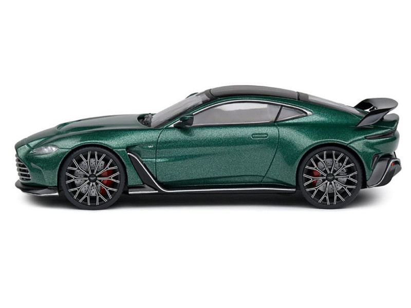 1/43 Solido 2023 Aston Martin Vantage V12 (Green) Diecast Car