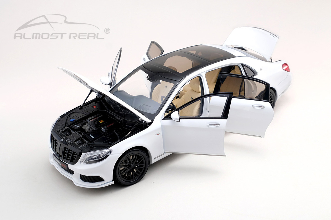 Almost Real BRABUS 900 1/18 メルセデスマイバッハ Mercedes-Benz 1:18 By Almost Real