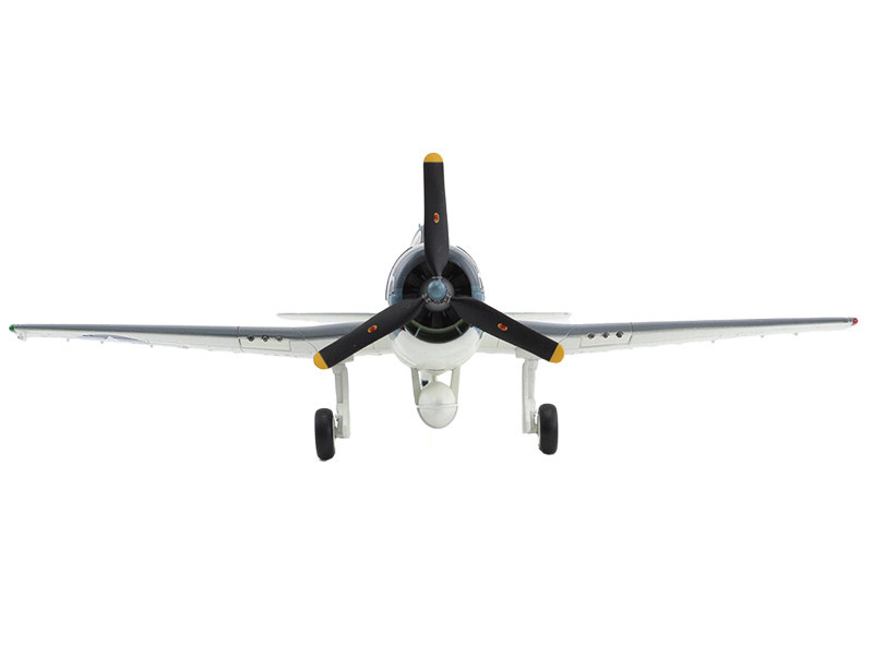 Dragon Wings 50235 – F6F-5 Hellcat échelle 1/72 – White 9, VF-27 USS Princeton 1944