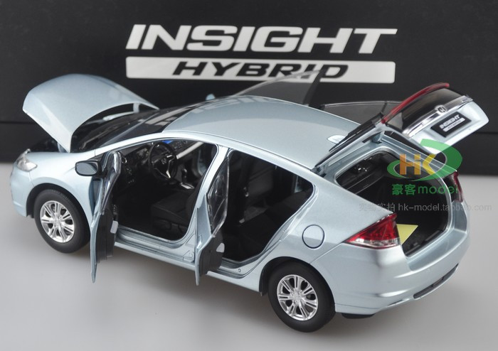 1/18 Honda Insight Hybrid (Silver Blue) Diecast Car Model