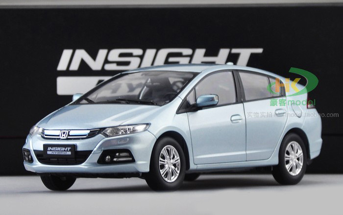 1/18 Honda Insight Hybrid (Silver Blue) Diecast Car Model 1/18 Honda Insight Hybrid (Silver Blue) Diecast Car Model