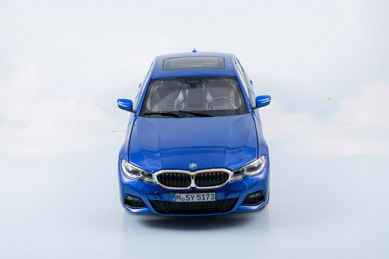 1/18 Dealer Edition BMW 3 Series G20 330i (2019-Present) (Blue 1/18 Dealer Edition BMW 3 Series G20 330i (2019-Present) (Blue