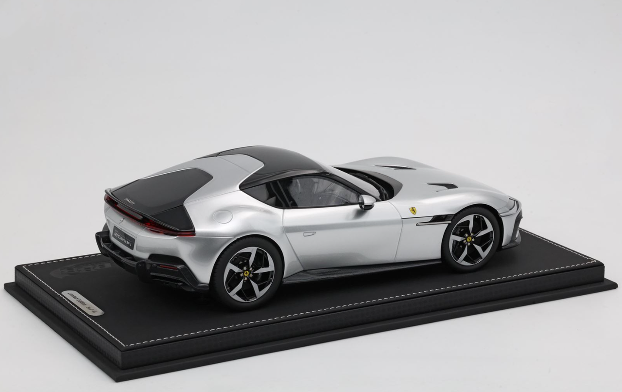 1/18 BBR Ferrari 12 Cilindri Coupe (Arctic White) Car Model