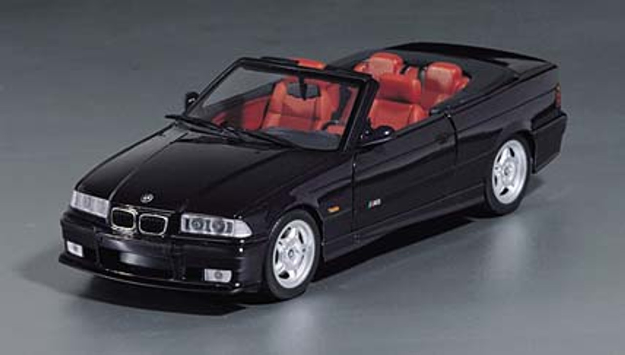 1/18 UT BMW M3 3 Series Cabriolet 3rd Generation (E36; 1990–2000) (Black) Diecast Car Model