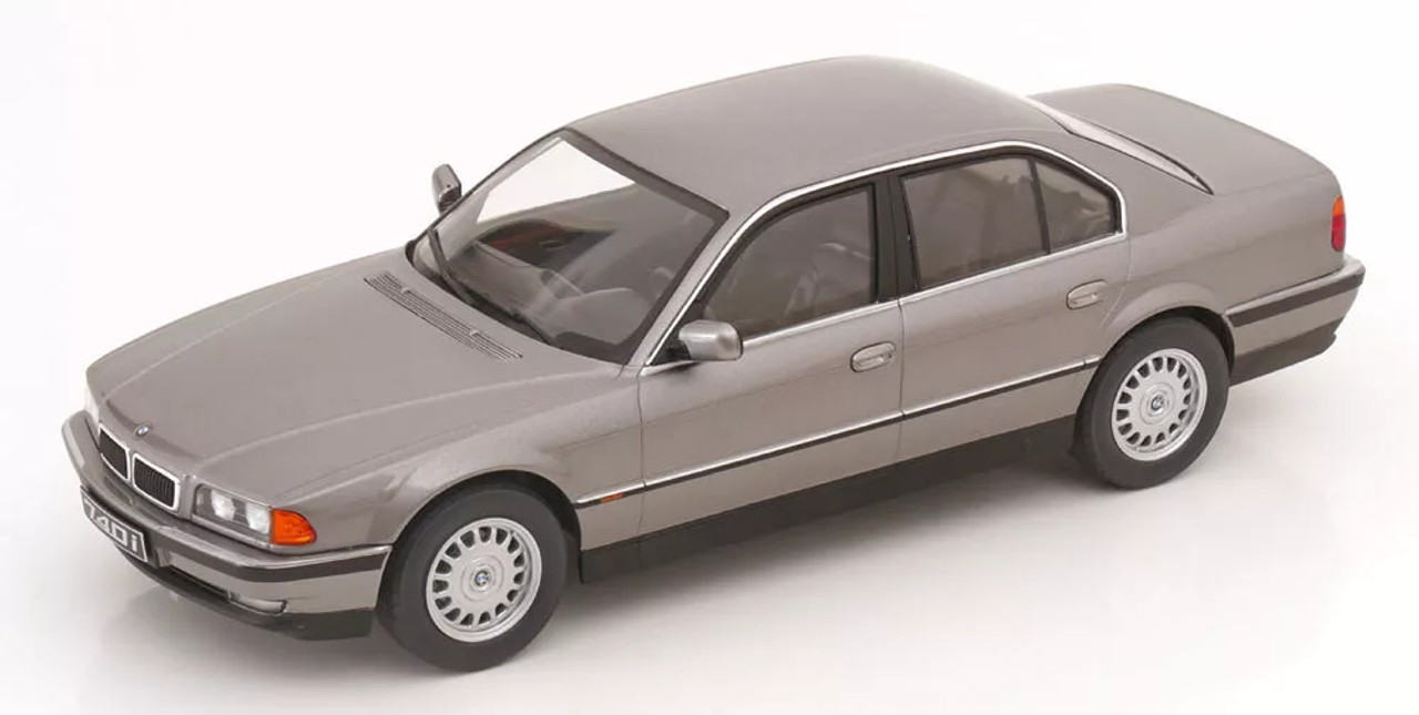 ミニカー 506340KK BMW 1/18 740i E38 1.series 1994 1/18 KK-Scale 1994 BMW 740i E38 Series 1 (Grey Metallic