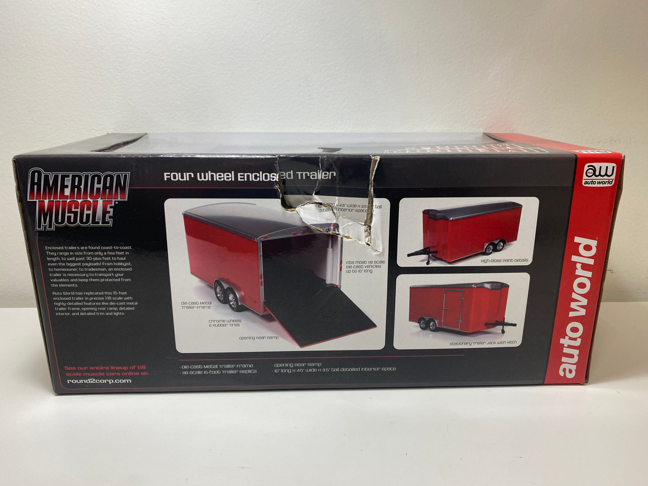 1/18 Auto World Four Wheel Enclosed Trailer (Red) Diecast