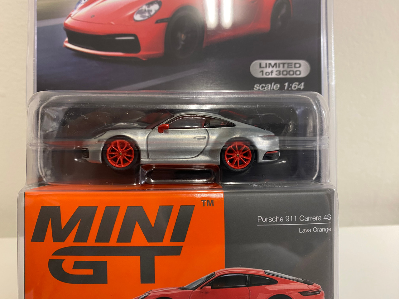 CHASE CAR 1/64 Mini GT Porsche 911 (992) Carrera 4S (Chrome Silver