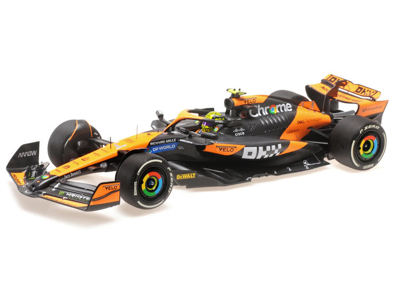 1/18 Minichamps 2024 Formula 1 McLaren MCL38 Lando Norris #4 Car