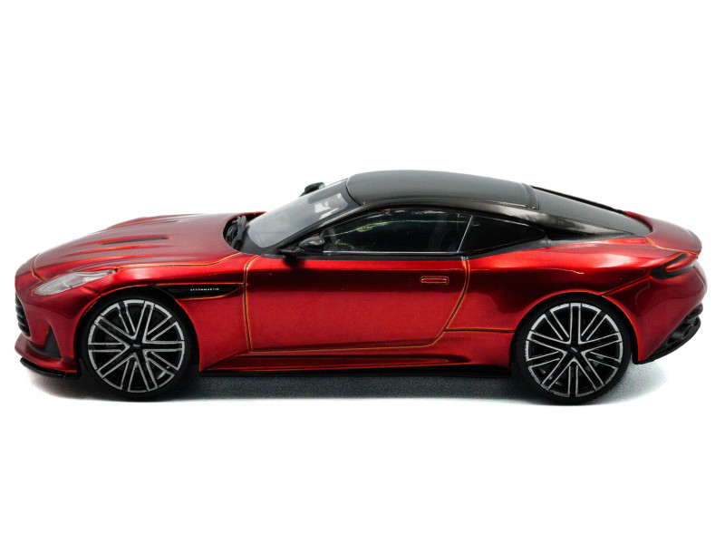1/43 Solido 2023 Aston Martin DB12 (Red) Diecast Car Model