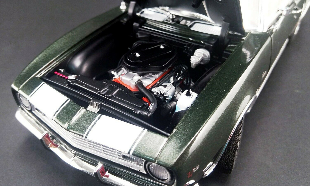 1/18 ACME 1968 Chevrolet Chevy Camaro Z/28 Z28 Convertible (1 of 1 Z28 Convertible) (Green) Diecast Car Model Limited 570