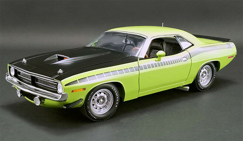 ACME　　1970　プリマス・バラクーダ 1/18 ACME 1970 Plymouth Barracuda AAR (Green) Diecast Car Model