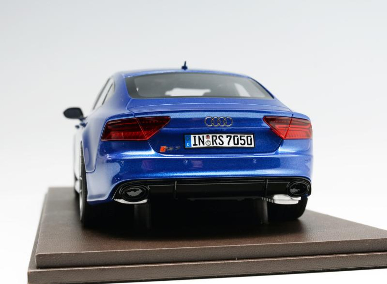 MOTORHELIX Audi RS7 1/18 限定28/50 1/18 Motorhelix Audi RS7 (Sepang Blue) Resin Car Model