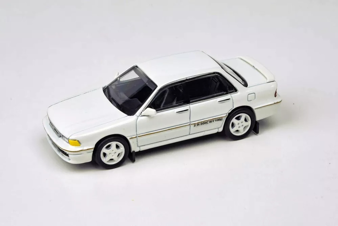 4R-765 PARA64 1/64 三菱 Galant VR4 Sophia 1:64 Mitsubishi Galant VR-4 Oslo Green / Grace Silver