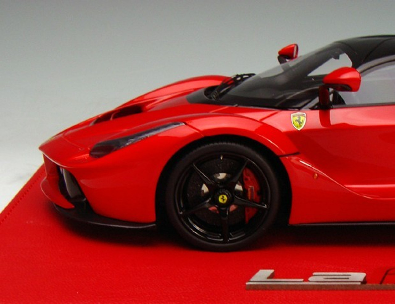 1/18 BBR Ferrari LaFerrari (Red w/ Black Roof) Limited 50